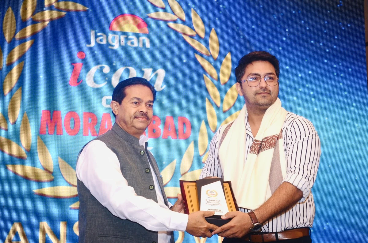 Doctor Rishabh Singh awarded as Icon of Moradabad 2025