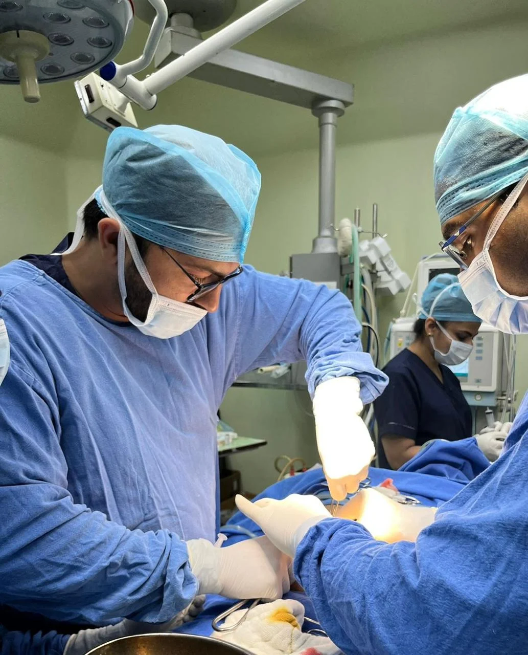 Doctor Rishabh Singh performing general surgery